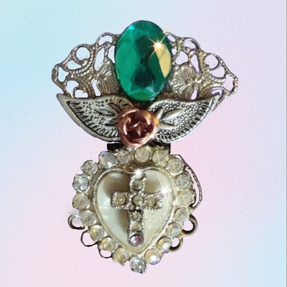 Sacred Heart Inspirational Vintage Angel Brooch - Picture 7 of 13